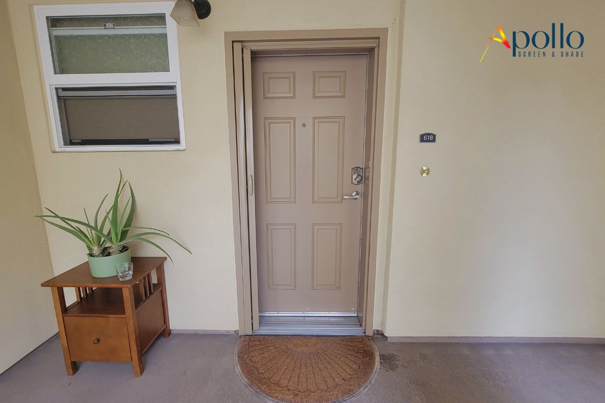 Retractable Screen - Downtown San Diego_ CA.jpg